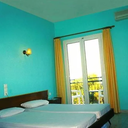 Hotel Perama ホテル ペラマ