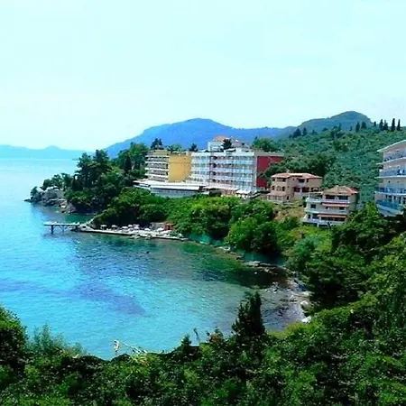 Hotel Perama ホテル ペラマ