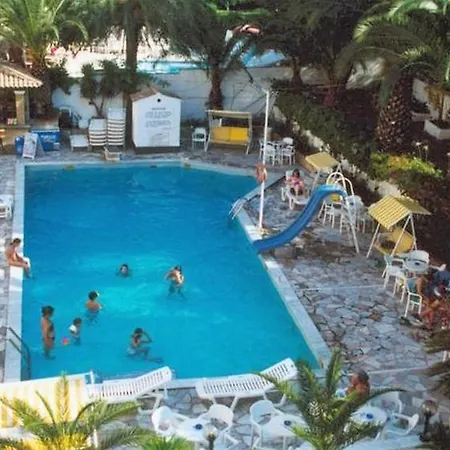 Hotel Perama ホテル ペラマ